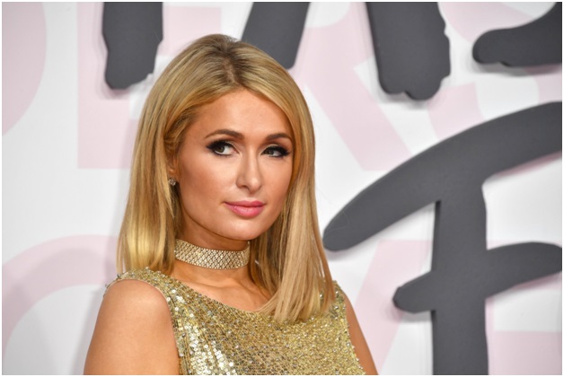 Paris Hilton banned from casino